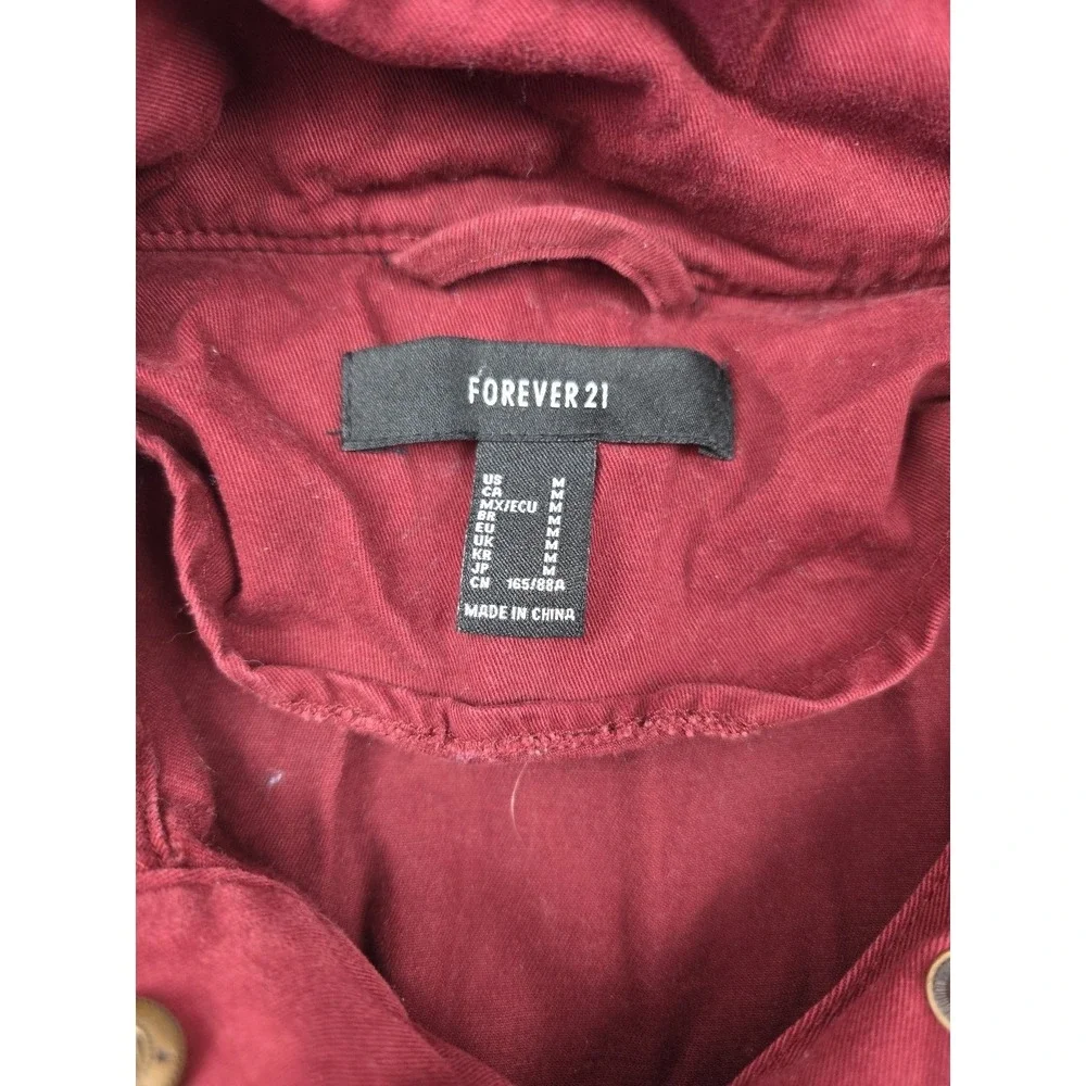 Forever 21 Burgundy Utility Jacket Womens Medium Hooded Anorak Cinch Waist Faded